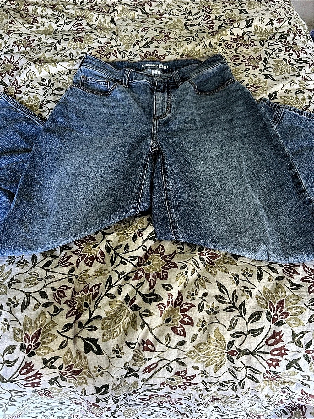 LANDS' END Sz 8 petite Barrell jeans.